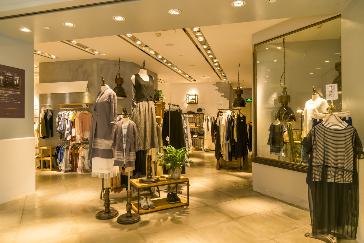 重庆服装店装修