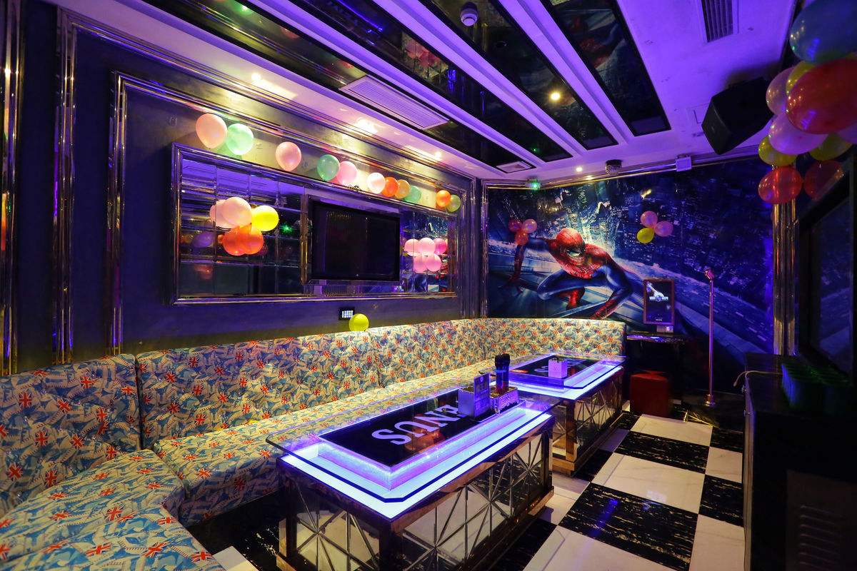 重庆ktv装修怎么处理隔音问题